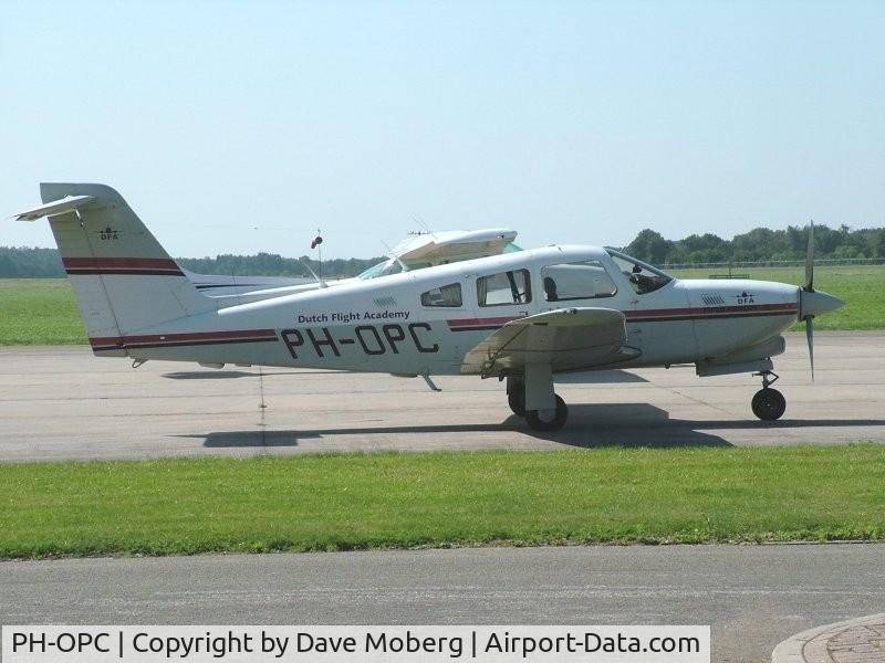 PH-OPC, Piper PA-28RT-201T Arrow IV C/N 28R8331031, PA-28RT-201T