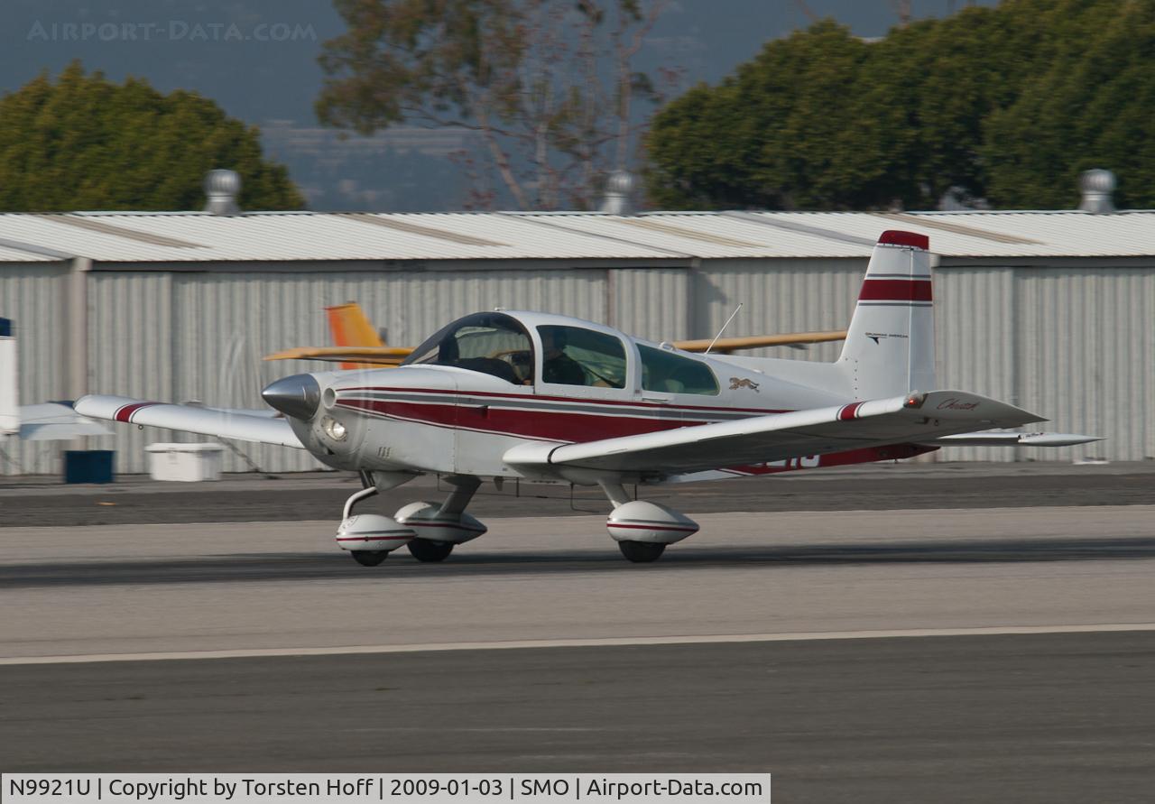 N9921U, 1977 Grumman American AA-5A Cheetah C/N AA5A0321, N9921U departing from RWY 21