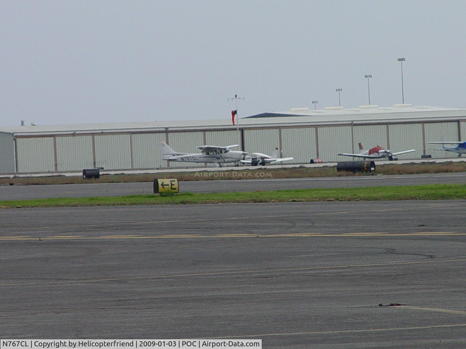 N767CL, 2005 Cessna 172S C/N 172S9987, Going to taxiway