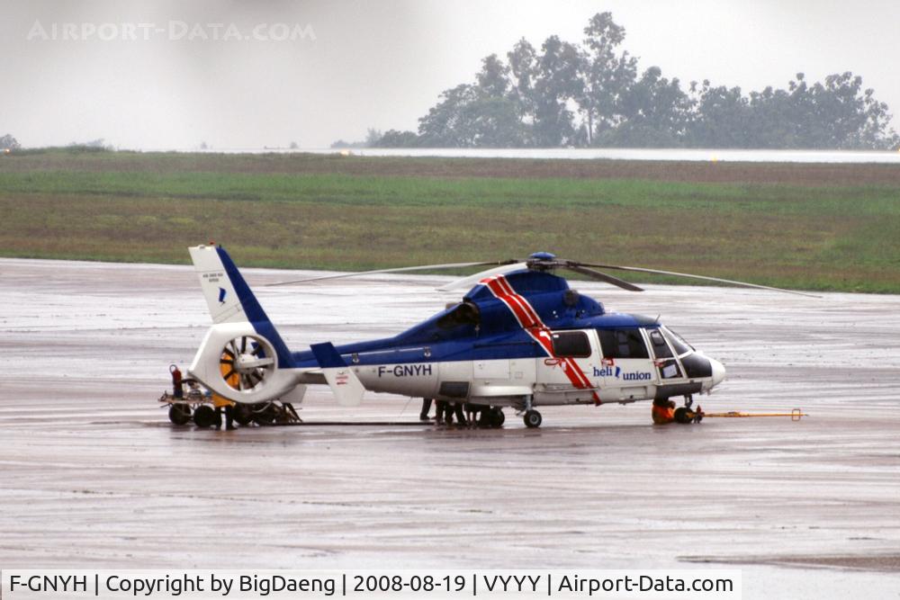 F-GNYH, Aerospatiale SA-365F Dauphin C/N Not found F-GNYH, In the rain