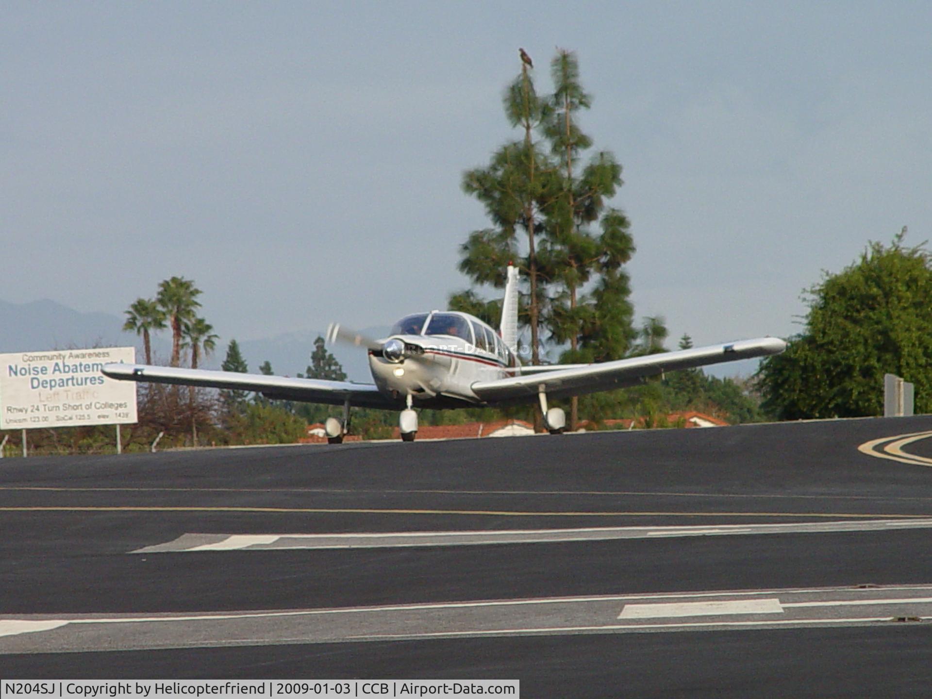 N204SJ, 1972 Piper PA-32-300 Cherokee Six Cherokee Six C/N 32-7240097, Starting to roll for take off at Cable