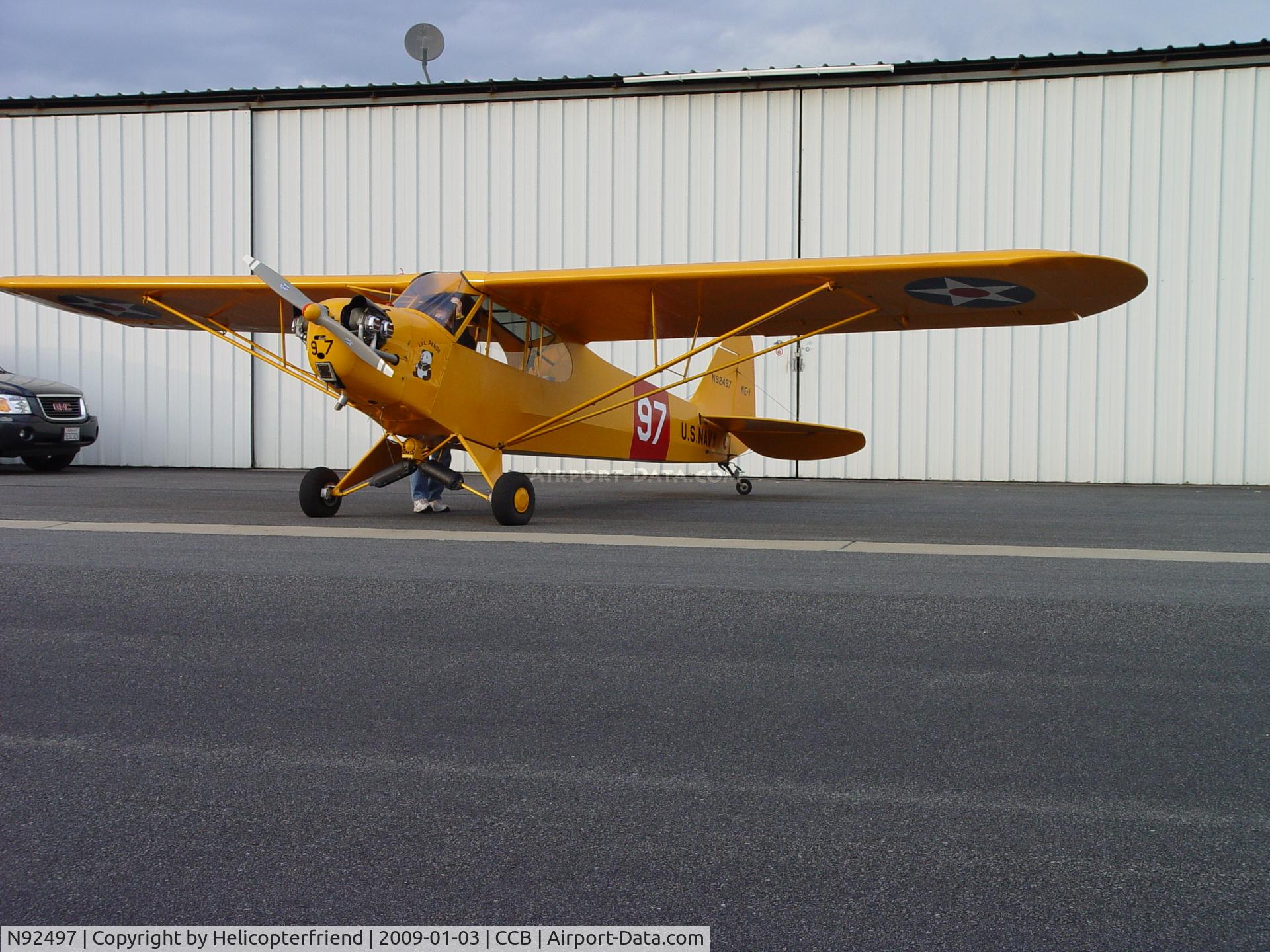 N92497, 1946 Piper J3C-65 Cub C/N 16921, Just parked at hanger