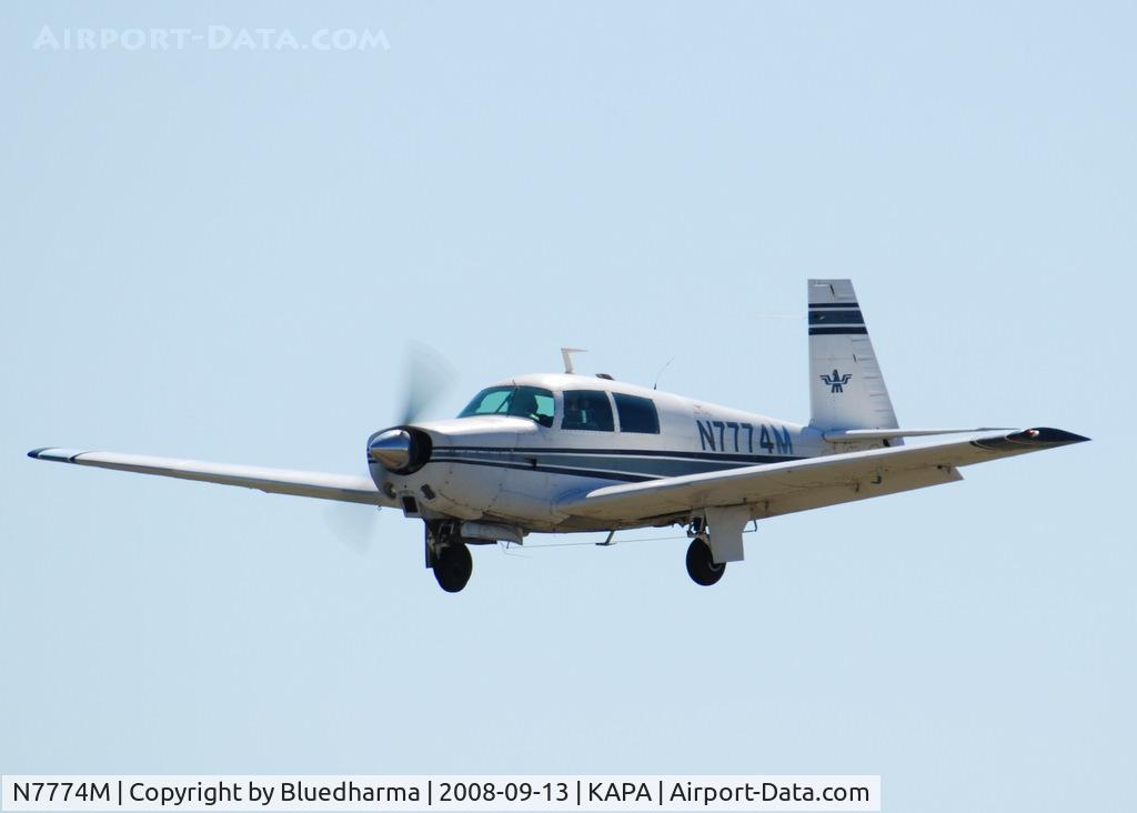 N7774M, 1974 Mooney M20C Ranger C/N 20-0020, On approach to 35L.