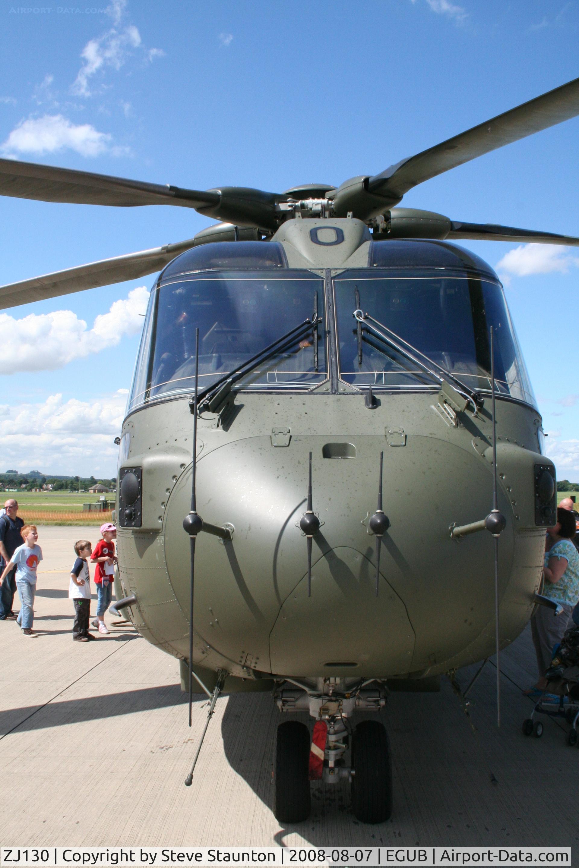 ZJ130, 2001 AgustaWestland Merlin HC3i (EH101) C/N 50169, RAF Benson Families Day, RAF Benson, Oxfordshire, England - August 2008