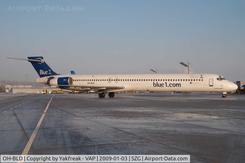 OH-BLD, 1997 McDonnell Douglas MD-90-30 C/N 53544, Blue 1 MD90