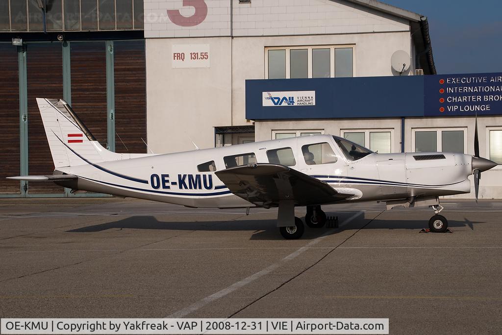 OE-KMU, 1982 Piper PA-32R-301T Turbo Saratoga C/N 32R-8229046, Piper 32