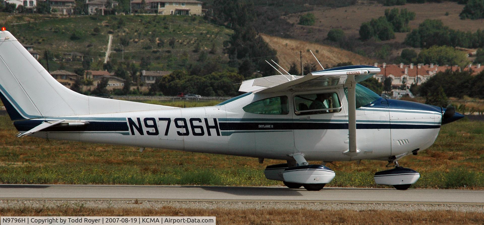 N9796H, 1981 Cessna 182R Skylane C/N 18268030, Camarillo airshow 2007