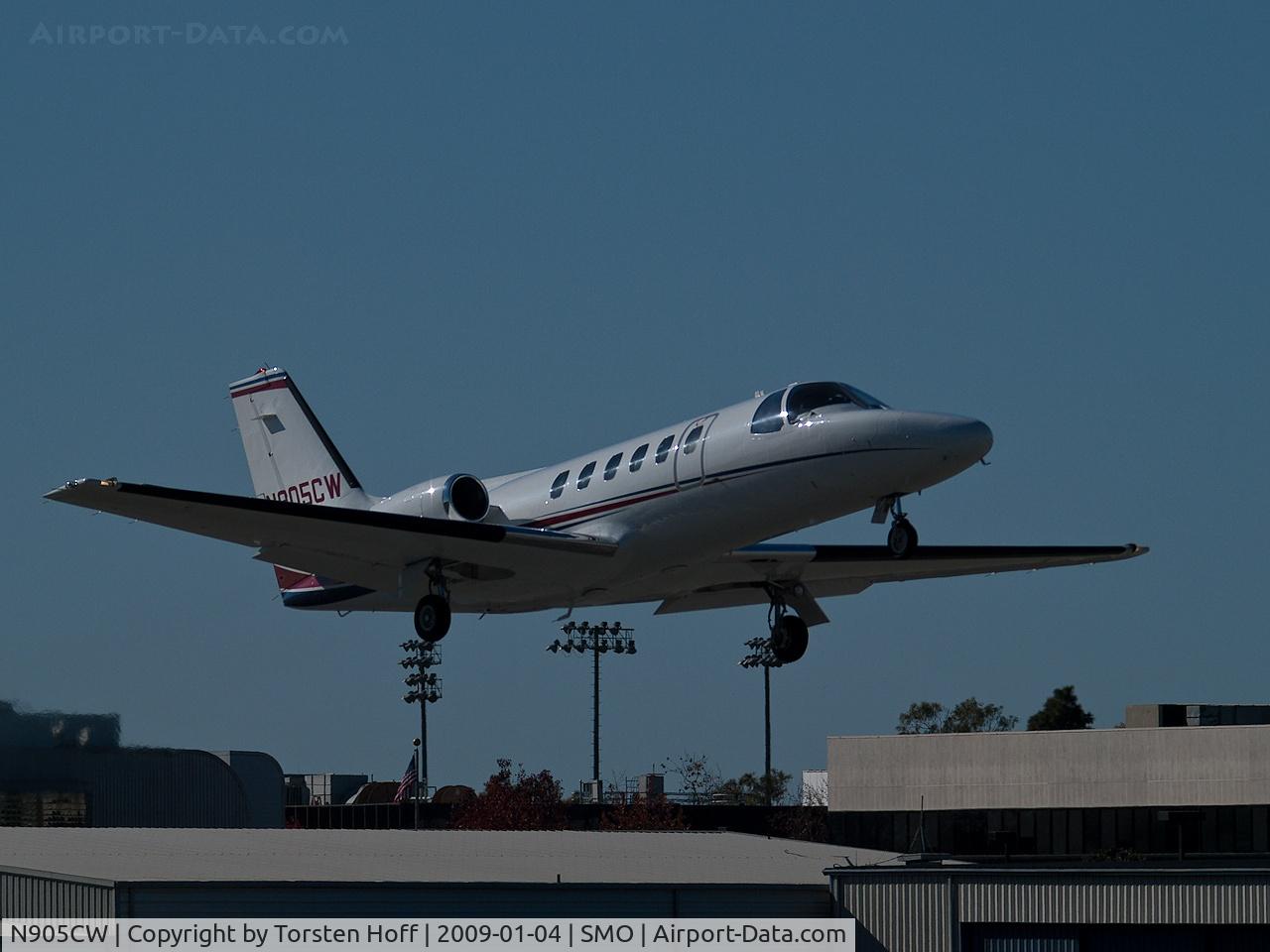 N905CW, 1979 Cessna 550 C/N 550-0072, N905CW departing from RWY 03
