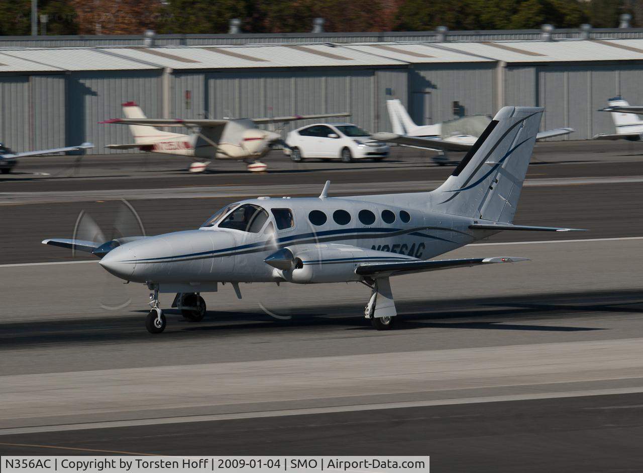 N356AC, 1983 Cessna 421C Golden Eagle C/N 421C1401, N356AC departing from RWY 21