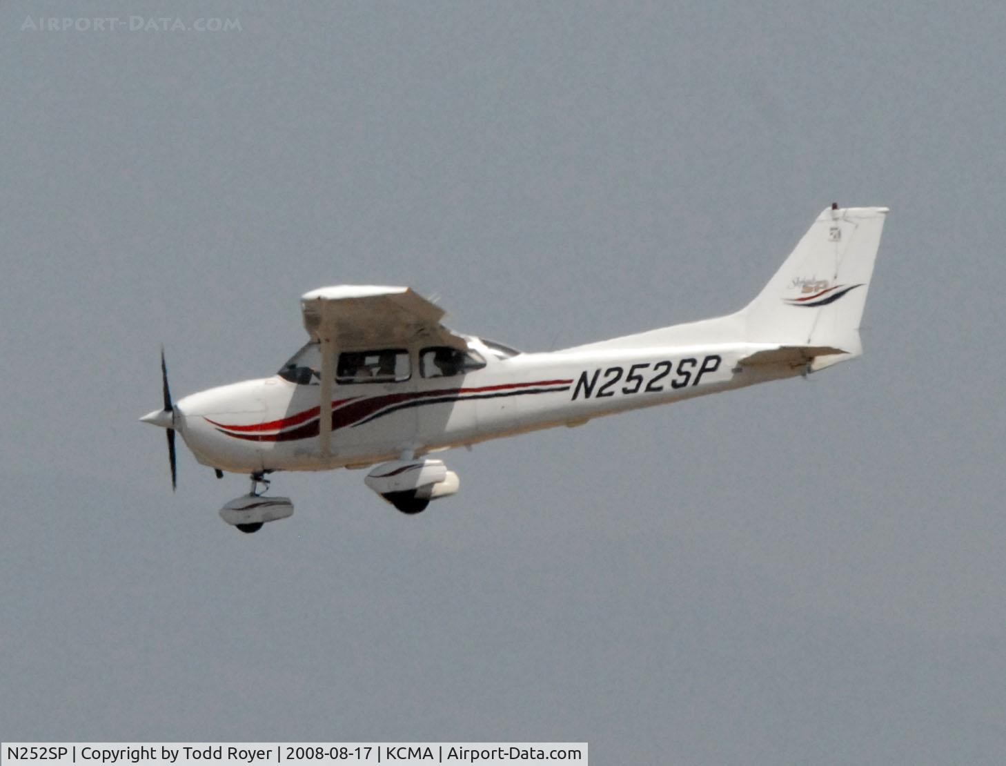N252SP, 1999 Cessna 172S C/N 172S8228, Camarillo Airshow 2008