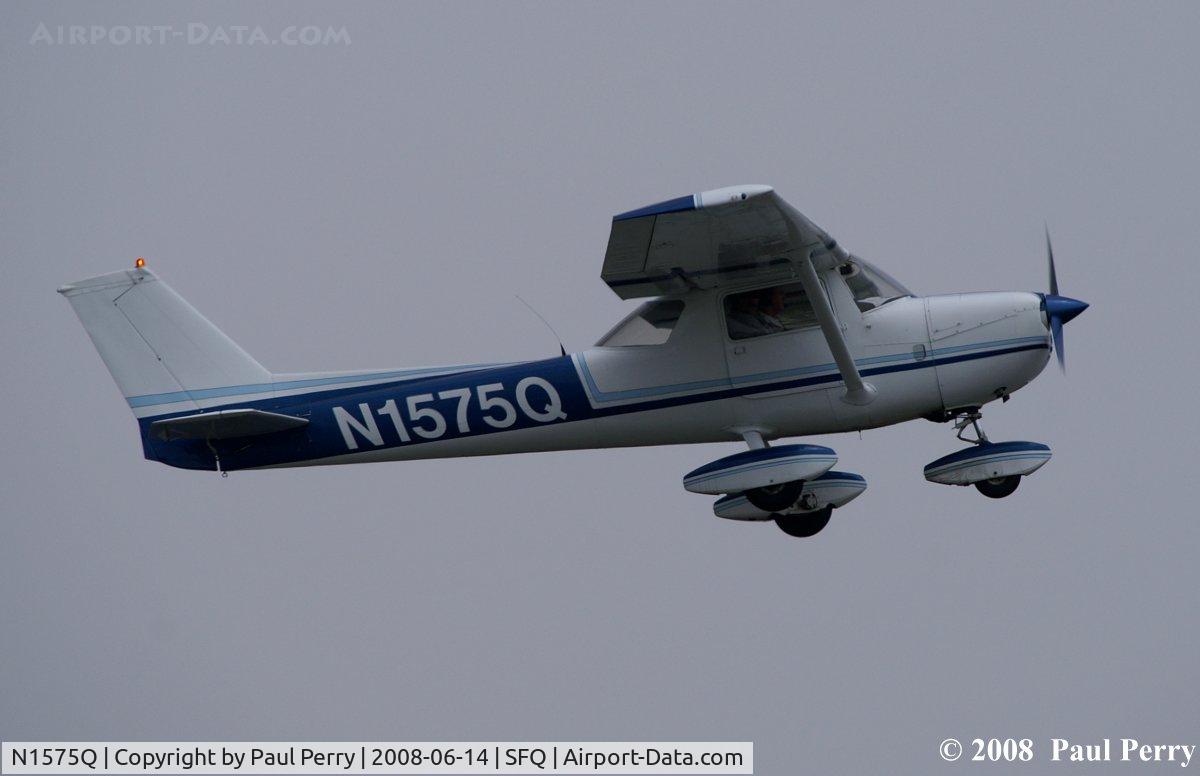 N1575Q, 1971 Cessna 150L C/N 15072875, Underway from Suffolk, Va