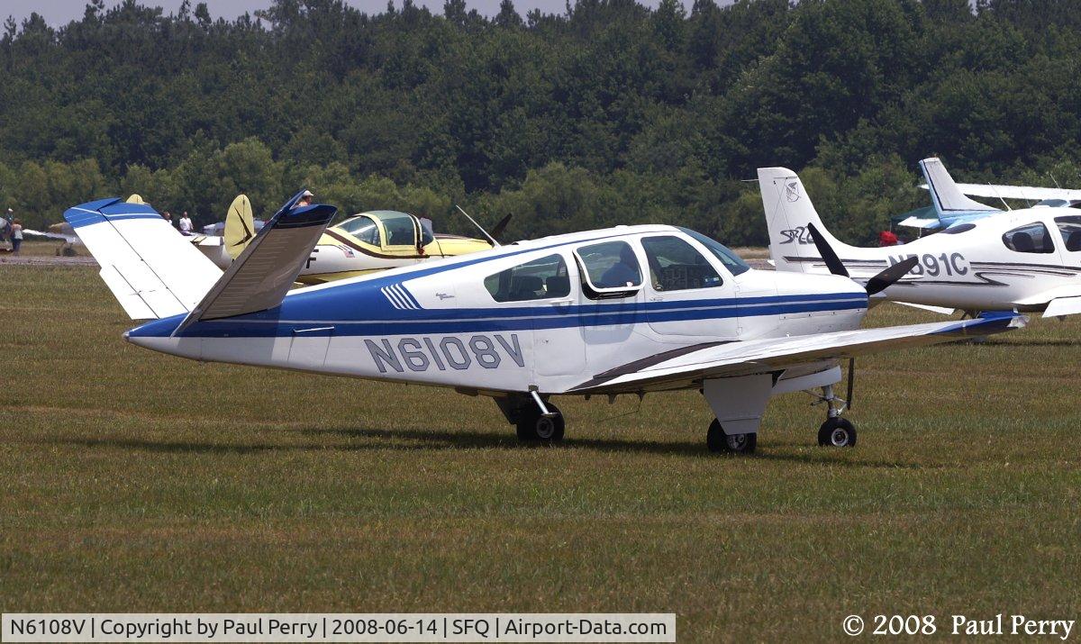 N6108V, 1965 Beech S35 Bonanza C/N D-7776, Hard to miss a Vee-Tail