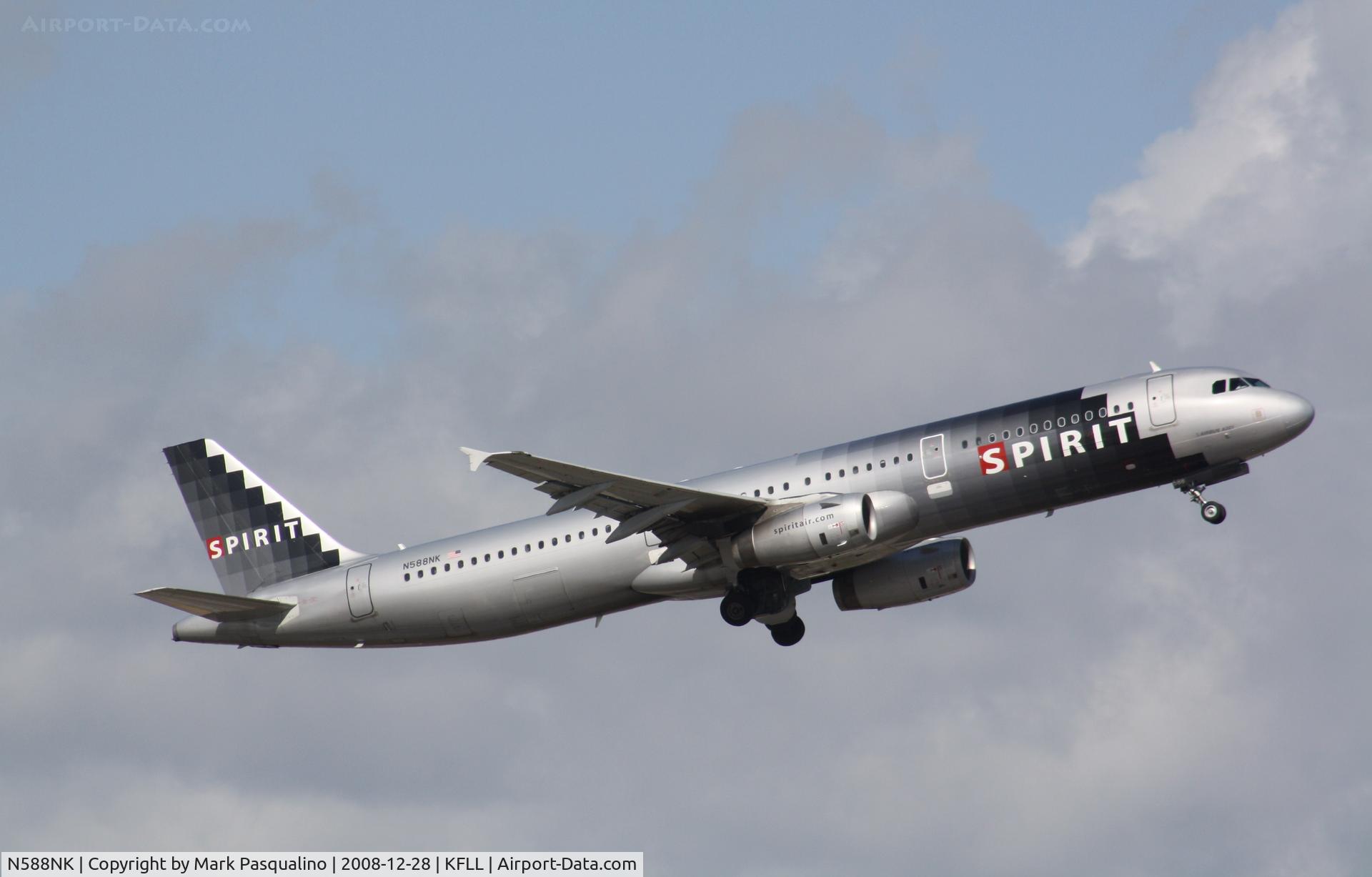 N588NK, 2005 Airbus A321-231 C/N 2590, Airbus A321-200