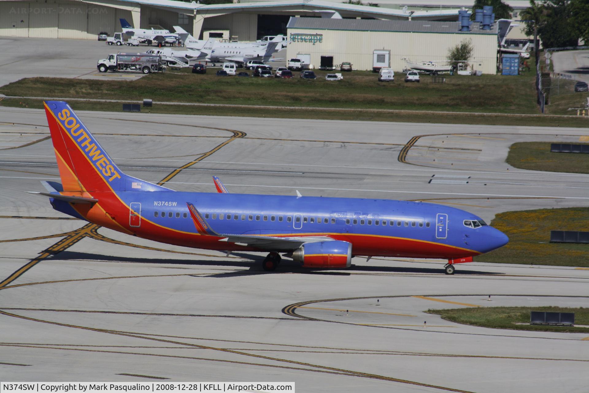 N374SW, 1993 Boeing 737-3H4 C/N 26582, Boeing 737-300