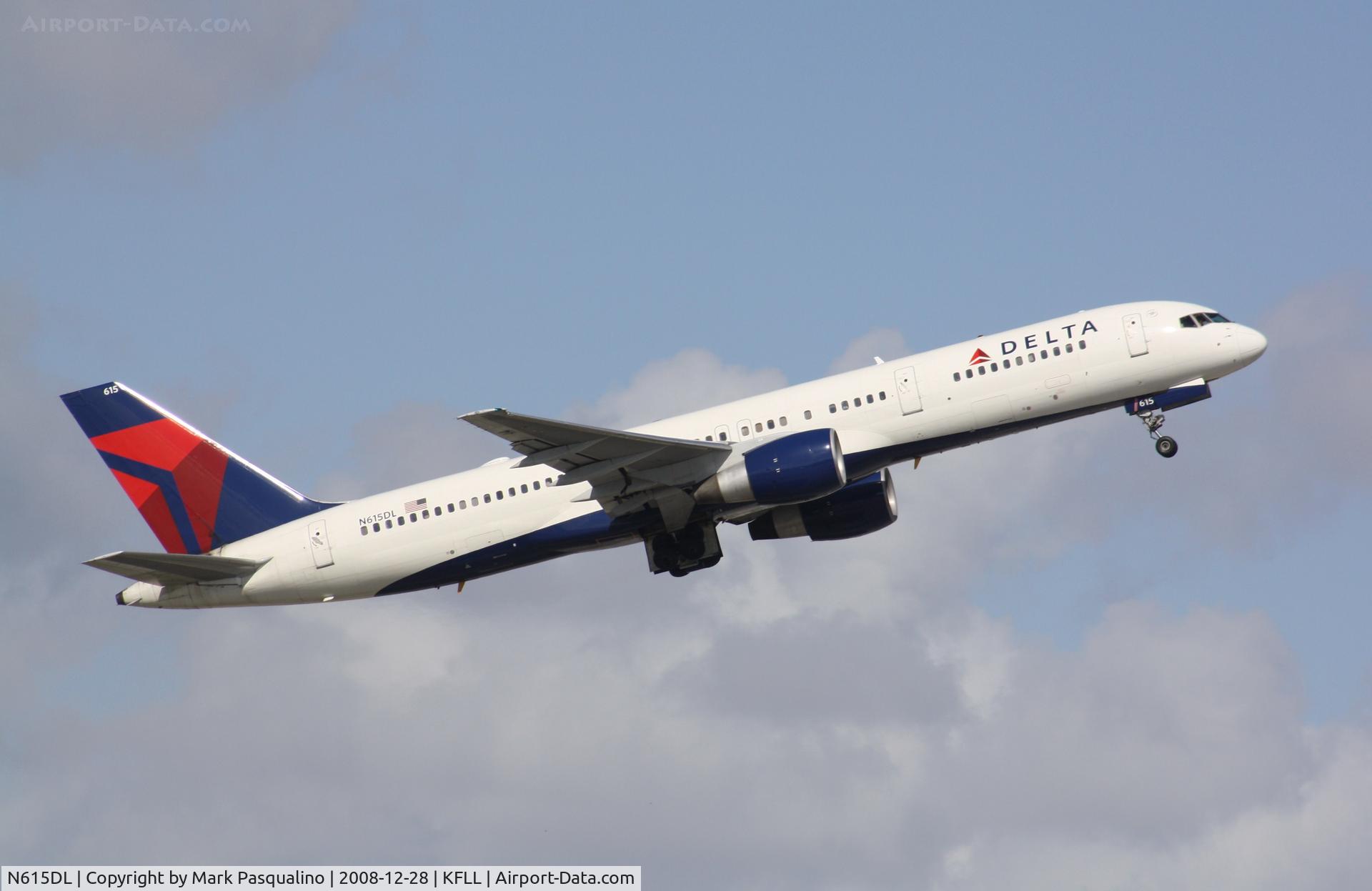 N615DL, 1986 Boeing 757-232 C/N 22822, Boeing 757-200