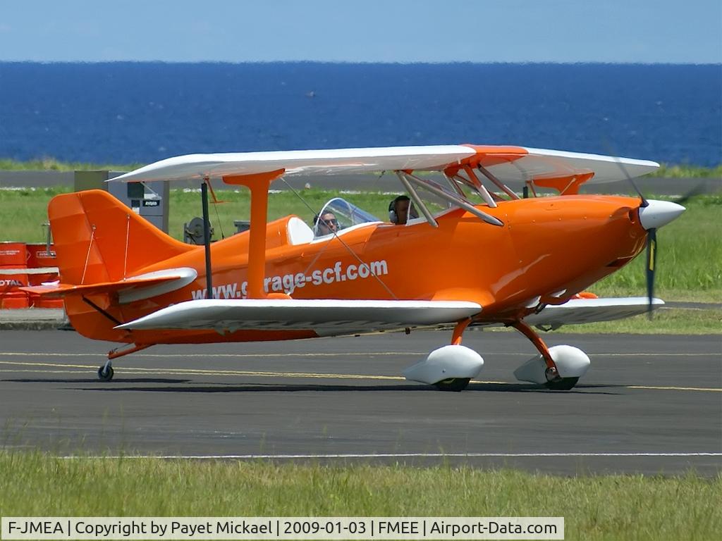 F-JMEA, B & F Funk FK-12 Comet C/N 012-076, Another new ULM at Gillot