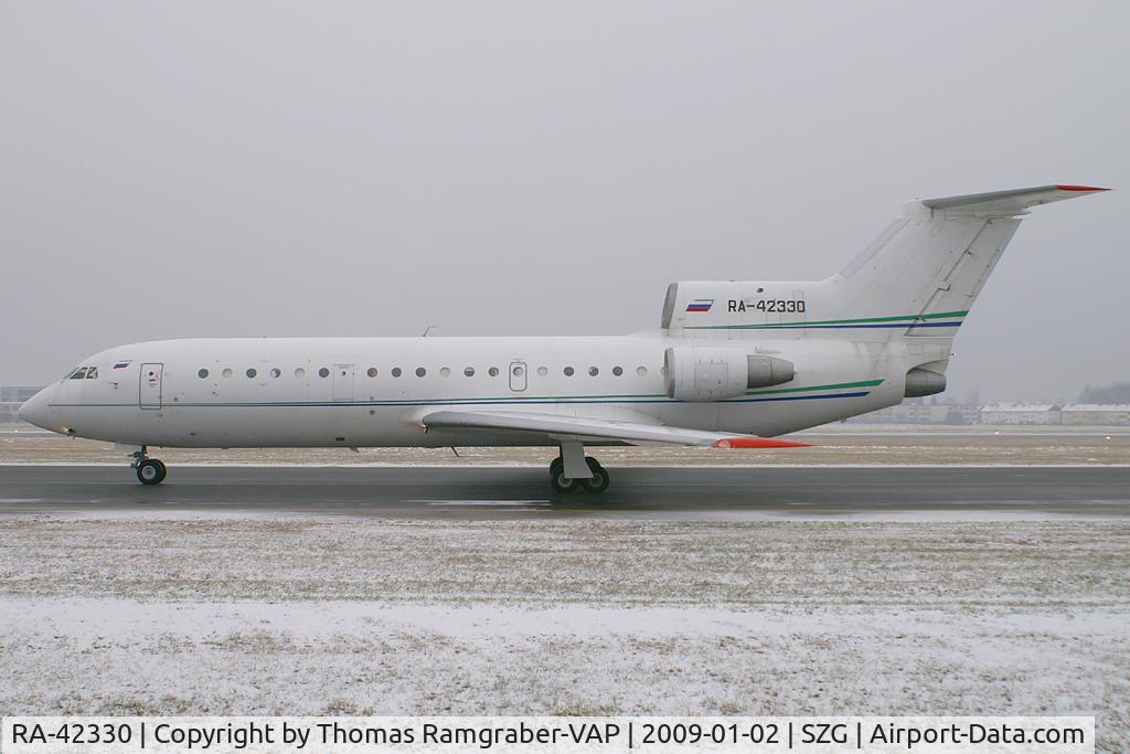 RA-42330, Yakovlev Yak-42D C/N 4250422505122, Tulpar Yakovlev 42