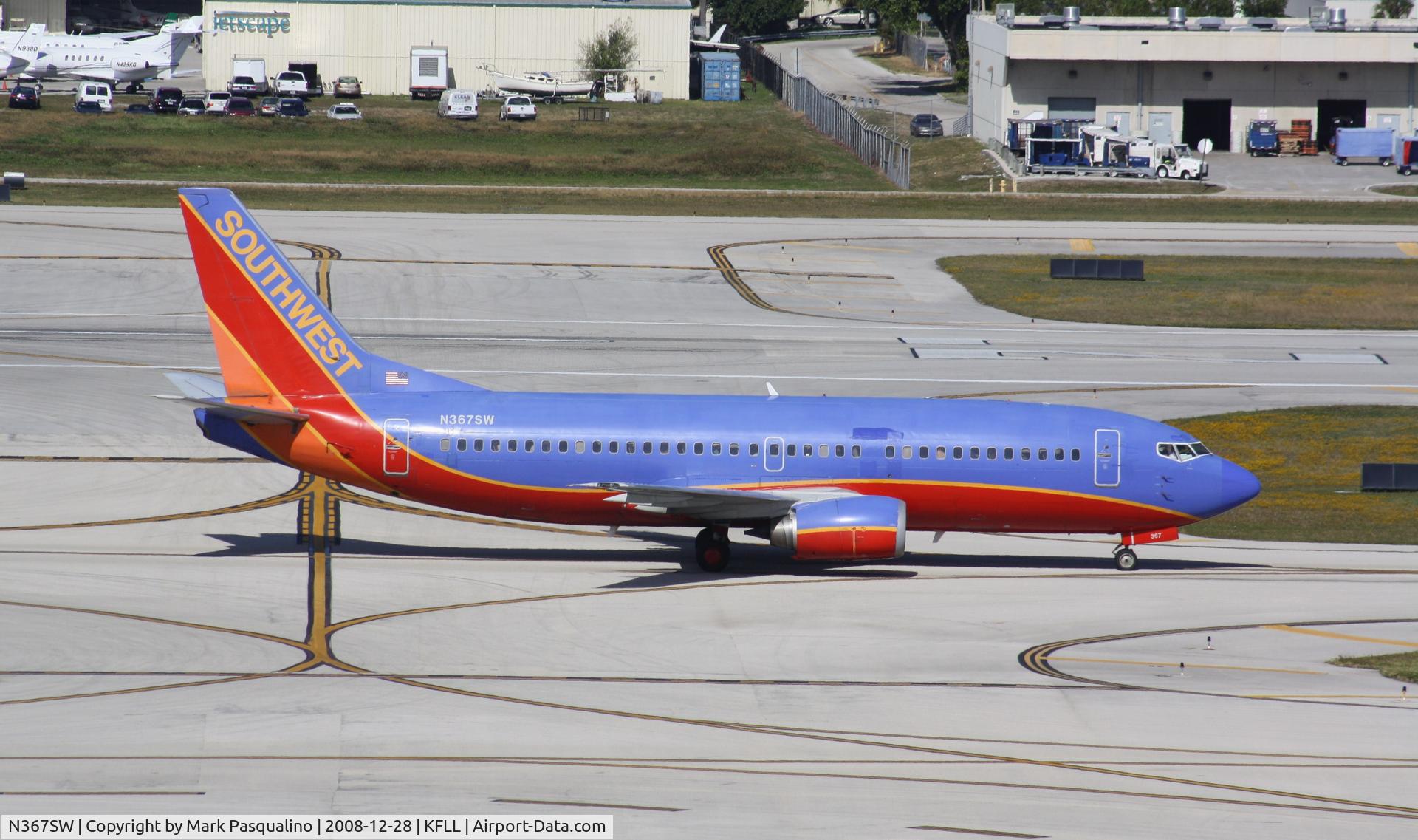 N367SW, 1993 Boeing 737-3H4 C/N 26578, Boeing 737-300