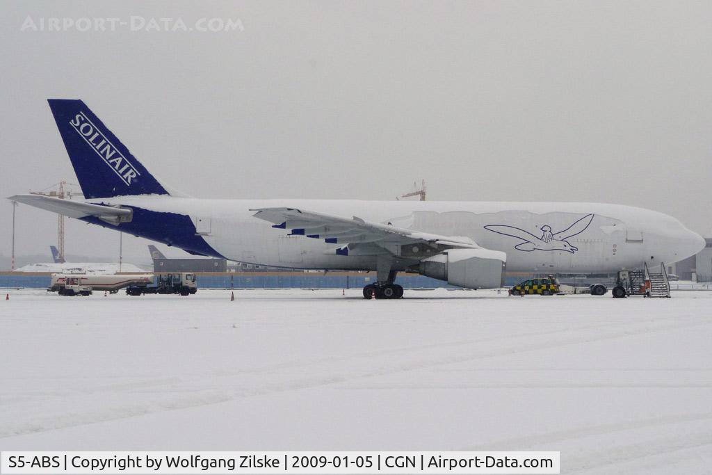 S5-ABS, 1981 Airbus A300B4-203 C/N 126, visitor