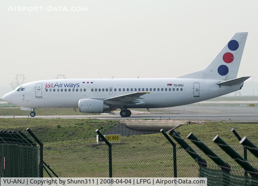 YU-ANJ, 1986 Boeing 737-3H9 C/N 23714/1305, Rolling to his gate...
