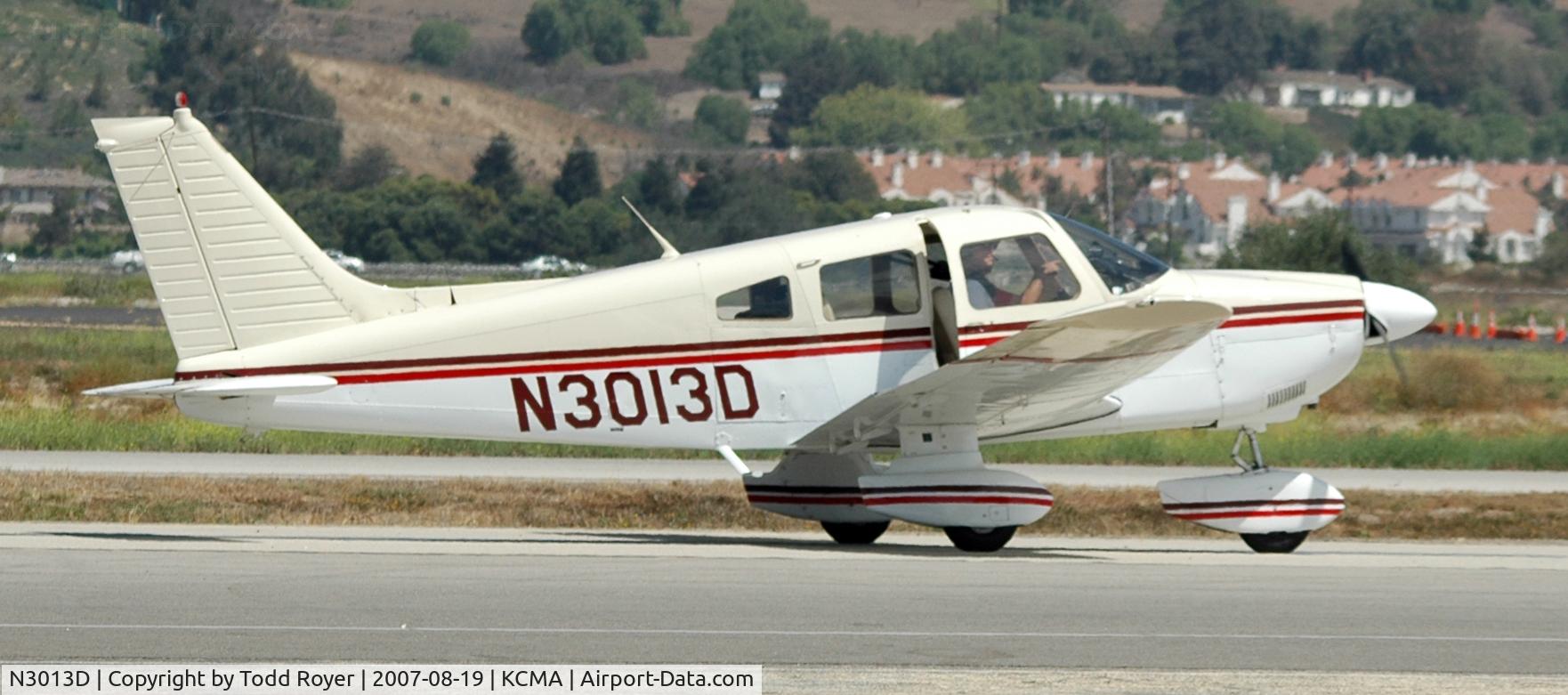 N3013D, 1978 Piper PA-28-181 Archer II C/N 28-7990170, Camarillo airshow 2007