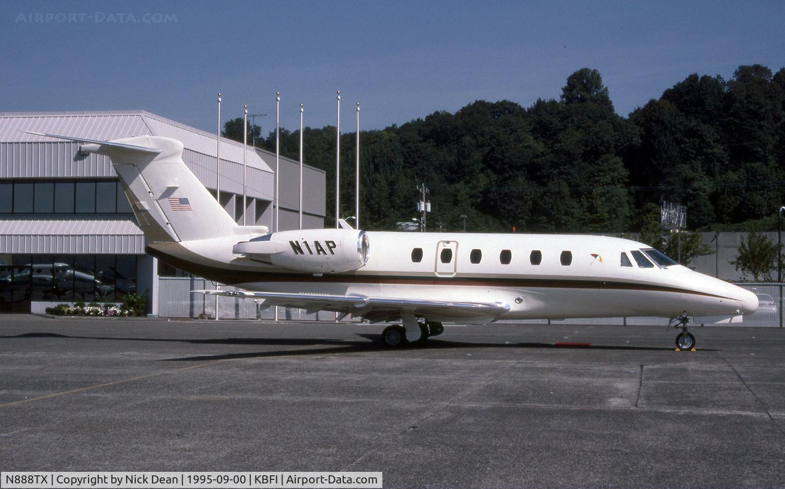 N888TX, 1992 Cessna 650 Citation VII C/N 650-7003, KBFI (Seen here as N1AP this airframe is currently registered N888TX as posted)