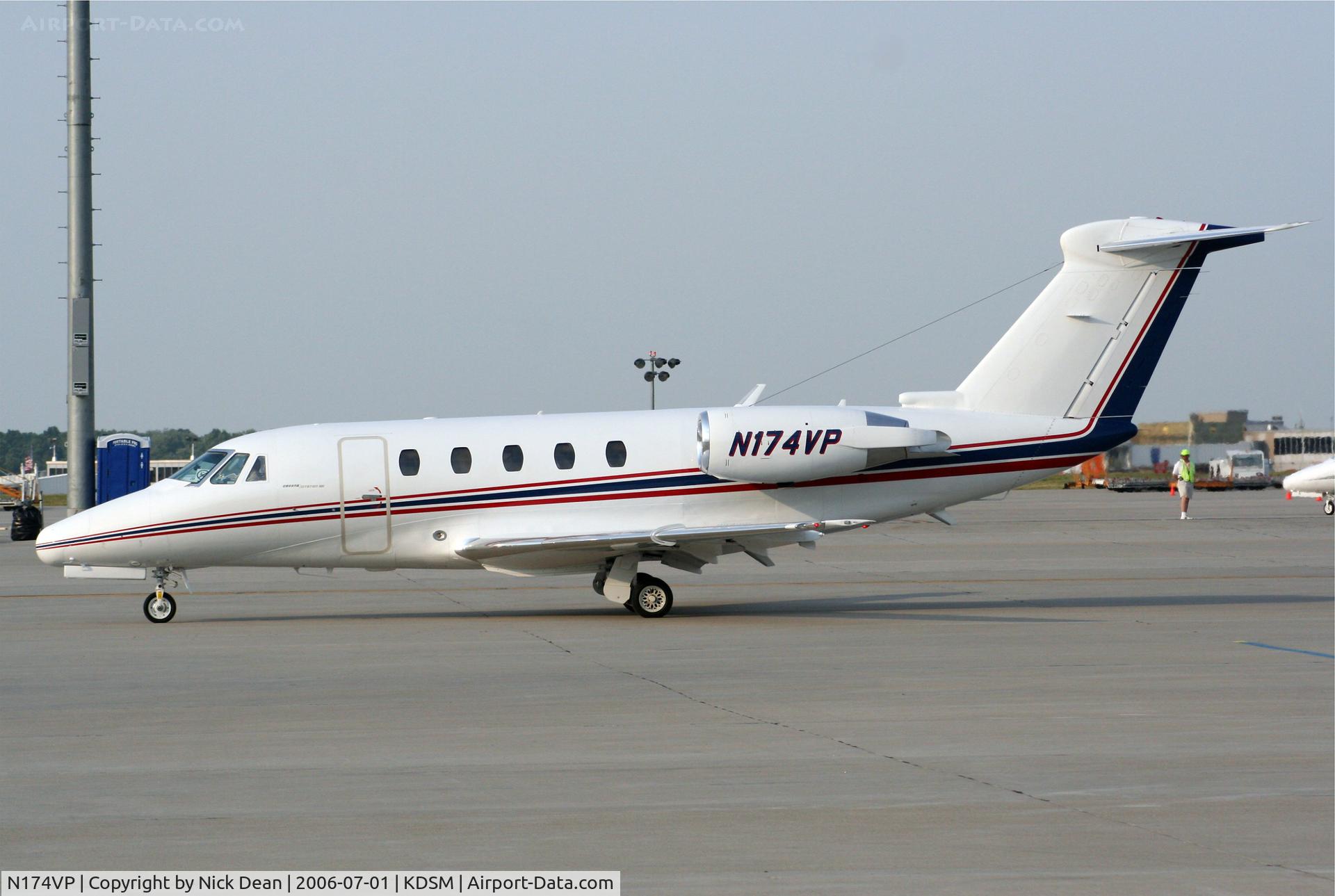 N174VP, 1992 Cessna 650 Citation VII C/N 650-7004, KDSM