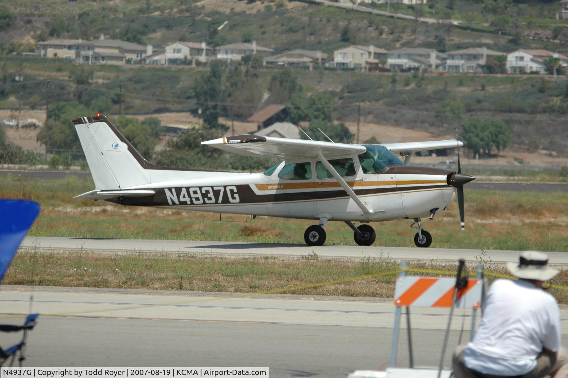N4937G, 1979 Cessna 172N C/N 17273484, Camarillo airshow 2007