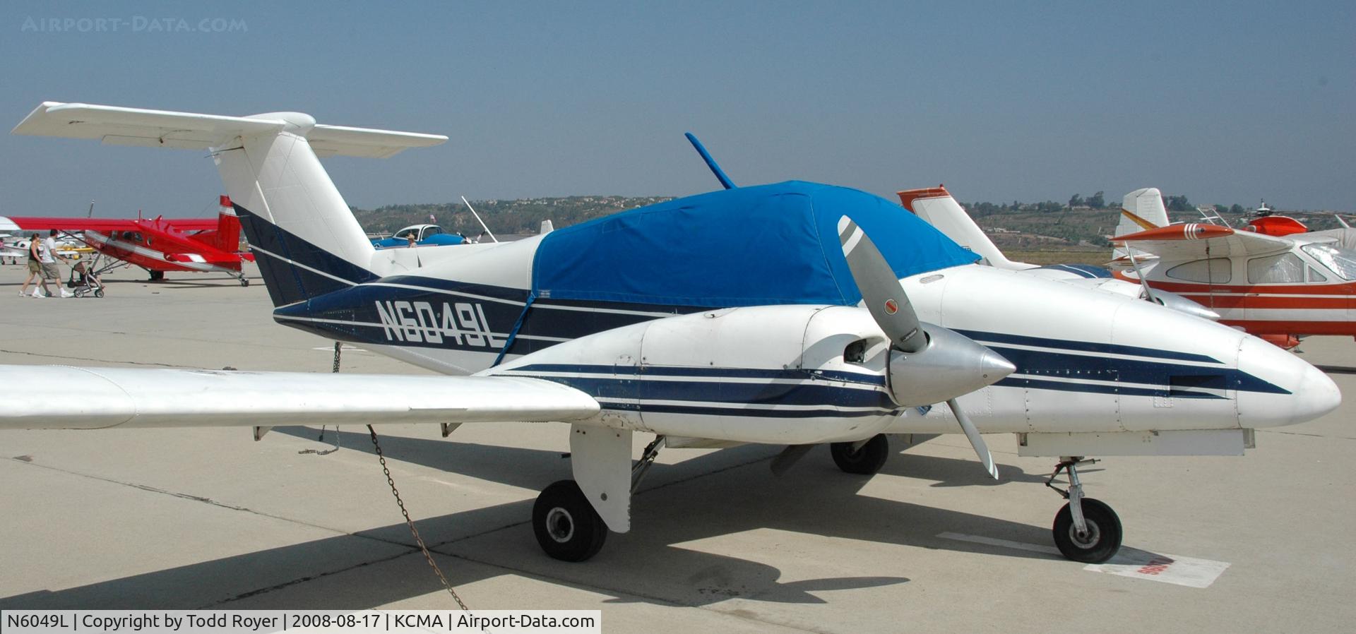 N6049L, 1979 Beech 76 Duchess C/N ME-202, Camarillo Airshow 2008