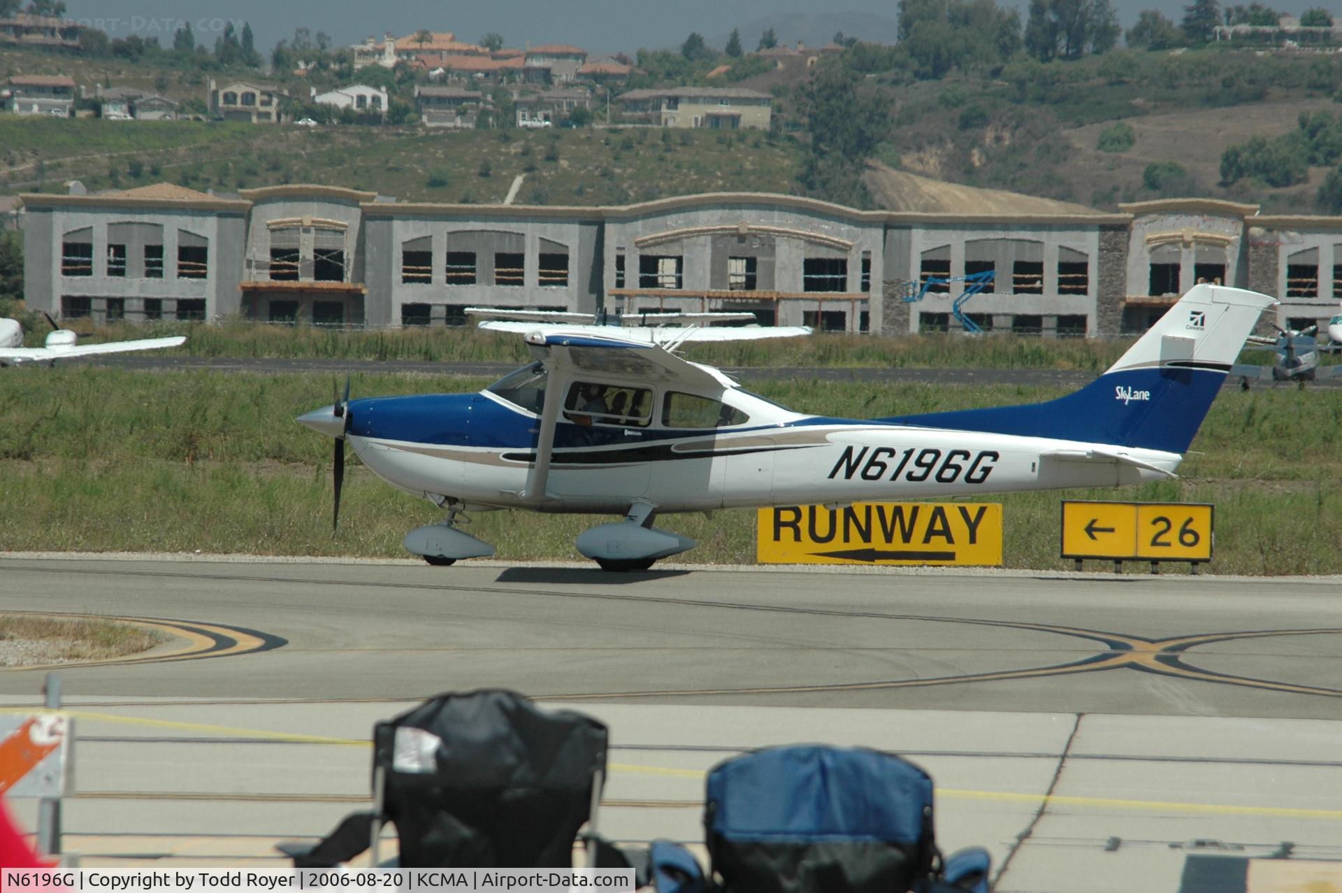 N6196G, 2004 Cessna 182T Skylane C/N 18281397, Camarillo Airshow 2006