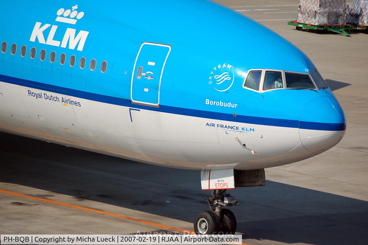 PH-BQB, 2003 Boeing 777-206/ER C/N 33712, At Narita