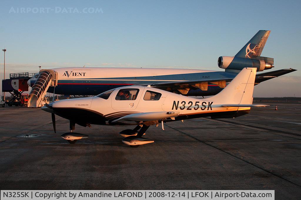 N325SK, 2005 Lancair LC41-550FG C/N 41528, At Paris Vatry Airport France