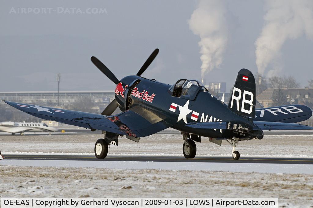 OE-EAS, 1945 Vought F4U-4 Corsair C/N 9149, what a warplane, amazing