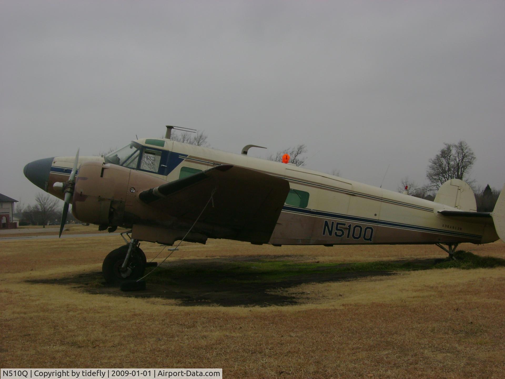 N510Q, 1956 Beech E18S C/N BA-164, Been at Gundy's A/P in Owasso, Ok for awhile