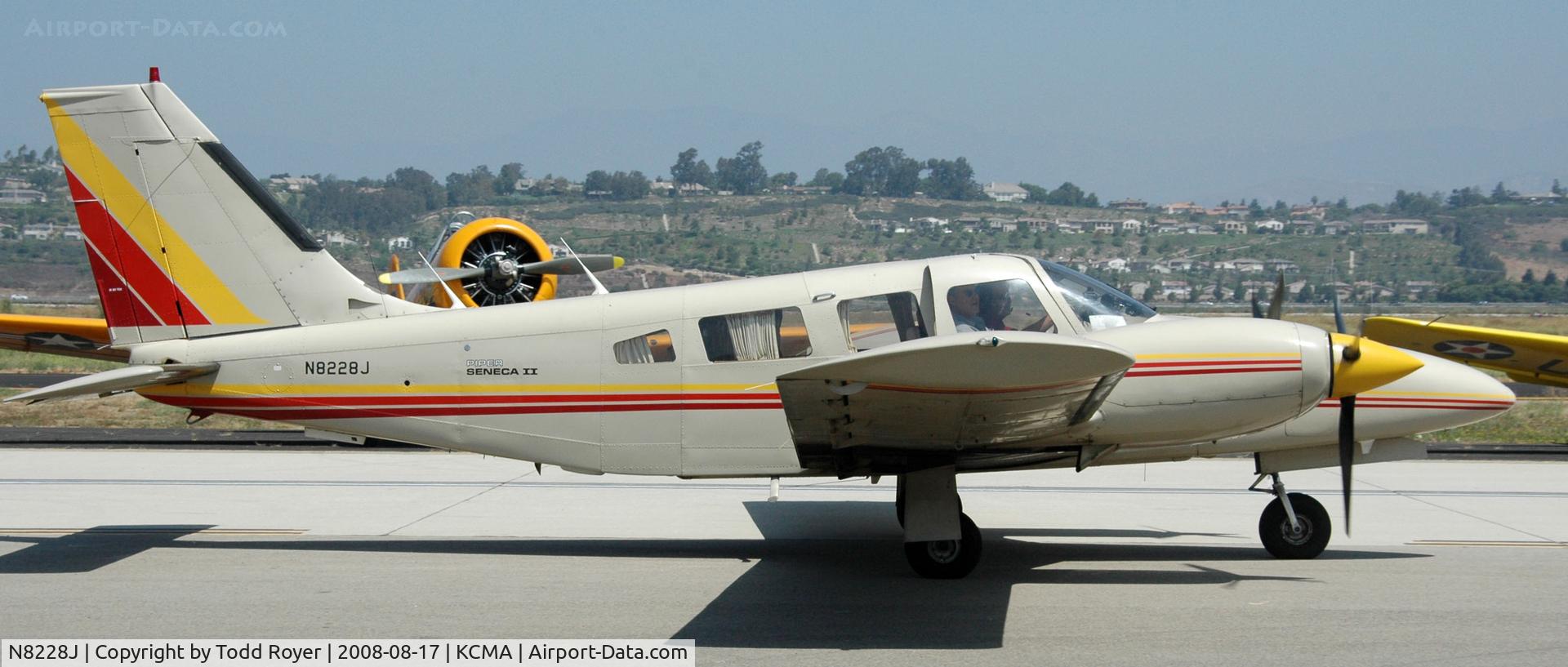 N8228J, 1980 Piper PA-34-200T C/N 34-8070252, Camarillo Airshow 2008
