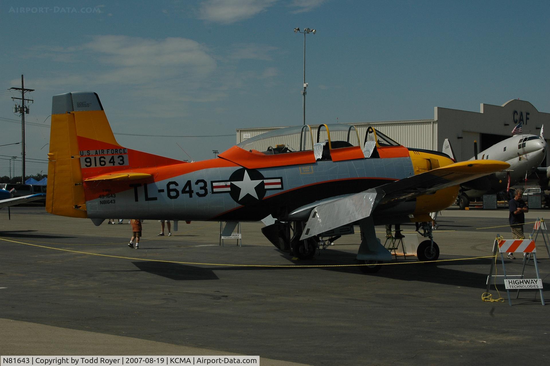 N81643, 1949 North American T-28A Trojan C/N 159-155 (49-1643), Camarillo airshow 2007