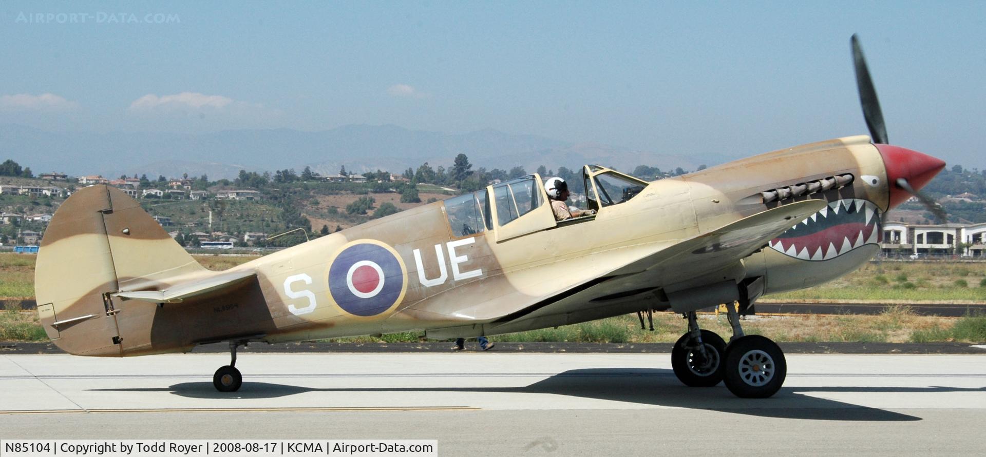 N85104, Curtiss P-40N-5CU Kittyhawk C/N 28954/F858, Camarillo Airshow 2008
