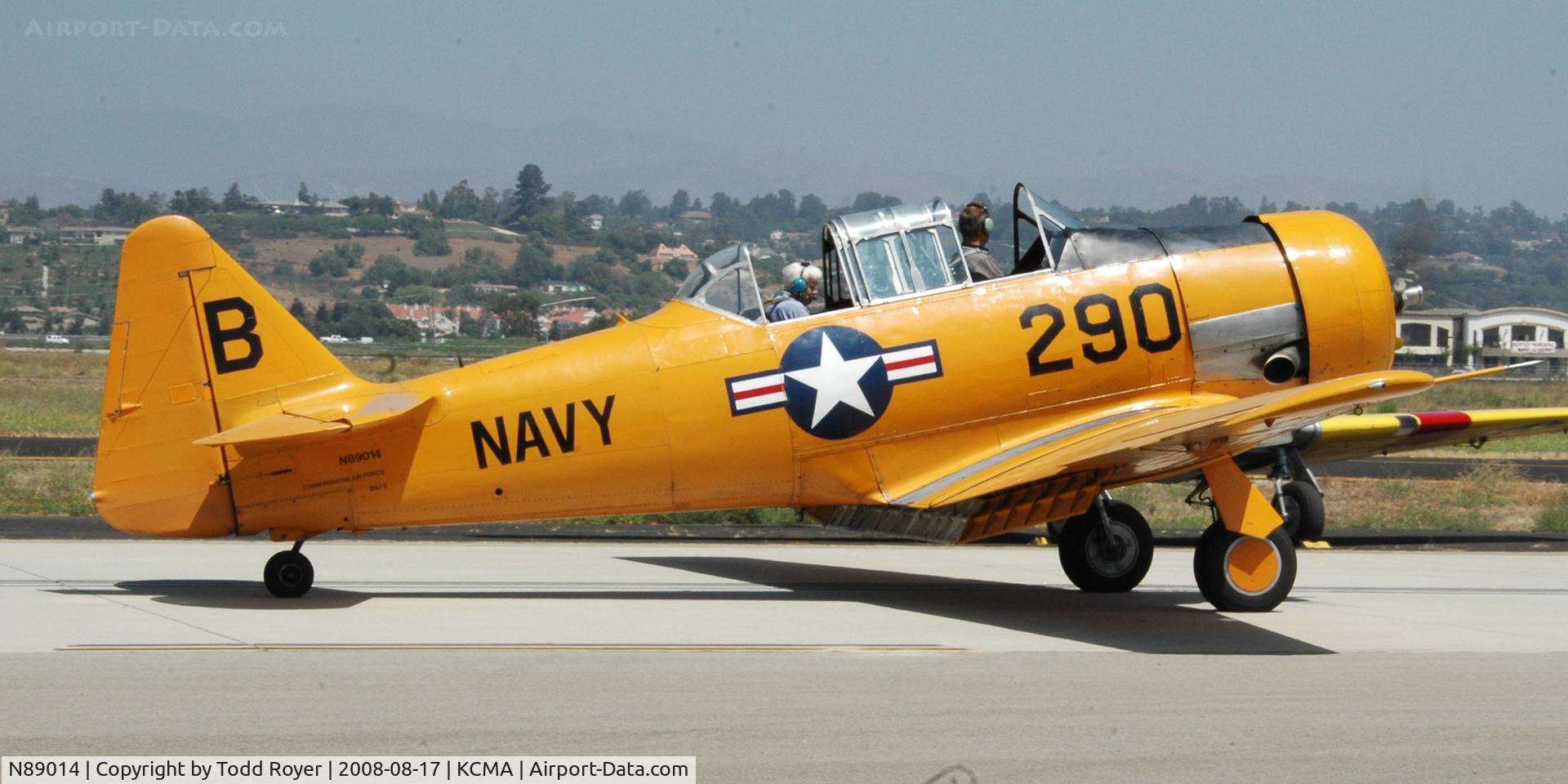 N89014, 1943 North American SNJ-5 Texan Texan C/N 84865, Camarillo Airshow 2008