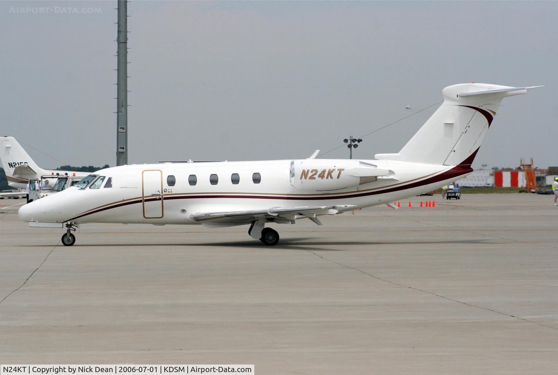 N24KT, 1995 Cessna 650 C/N 650-7052, KDSM