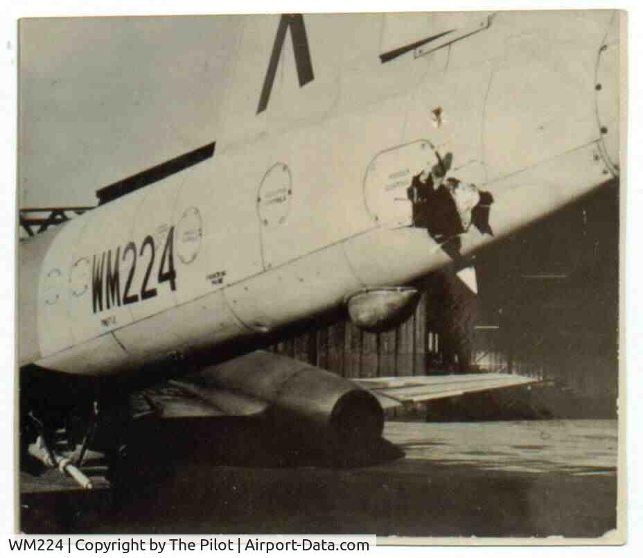 WM224, 1952 Gloster Meteor TT.20 C/N Not found WM224, Not too sure that this is the same AC?
