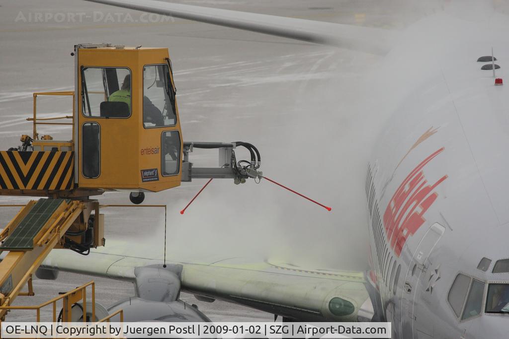 OE-LNQ, 2003 Boeing 737-8Z9 C/N 30421, Boeing 737-8Z9
