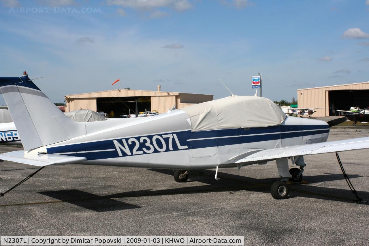 N2307L, 1962 Beech 23 C/N M-128, /