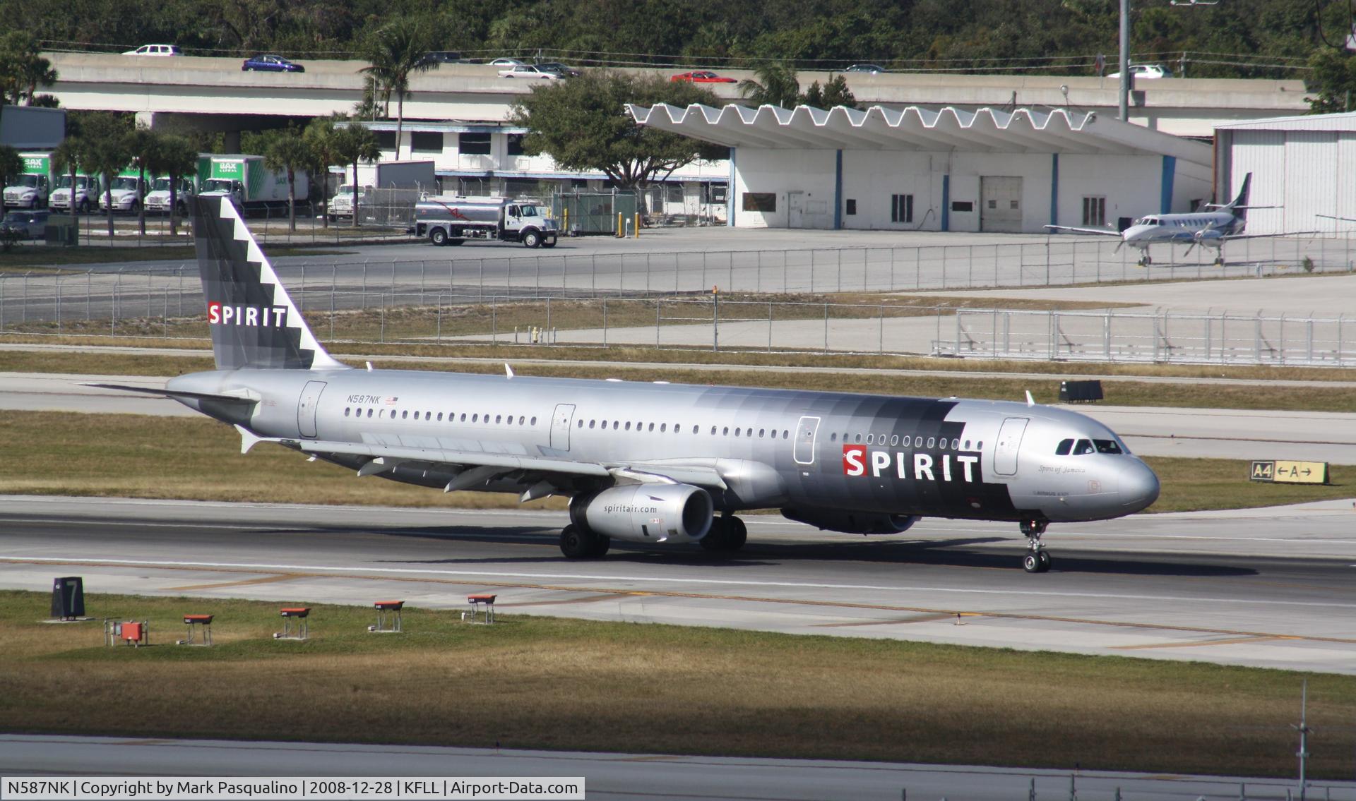 N587NK, 2005 Airbus A321-231 C/N 2476, Airbus A321-200