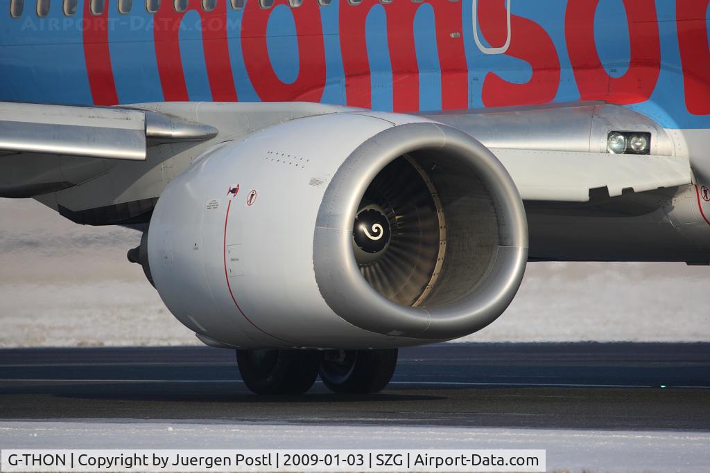 G-THON, 1999 Boeing 737-36N C/N 28596, Boeing 737-36N
