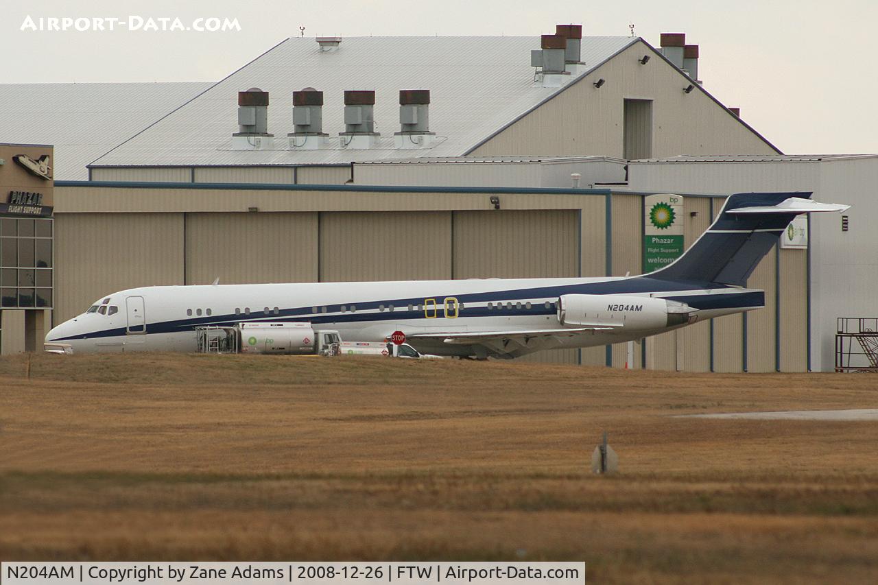 N204AM, 1987 McDonnell Douglas DC-9-87 C/N 49404, At Meacham Field