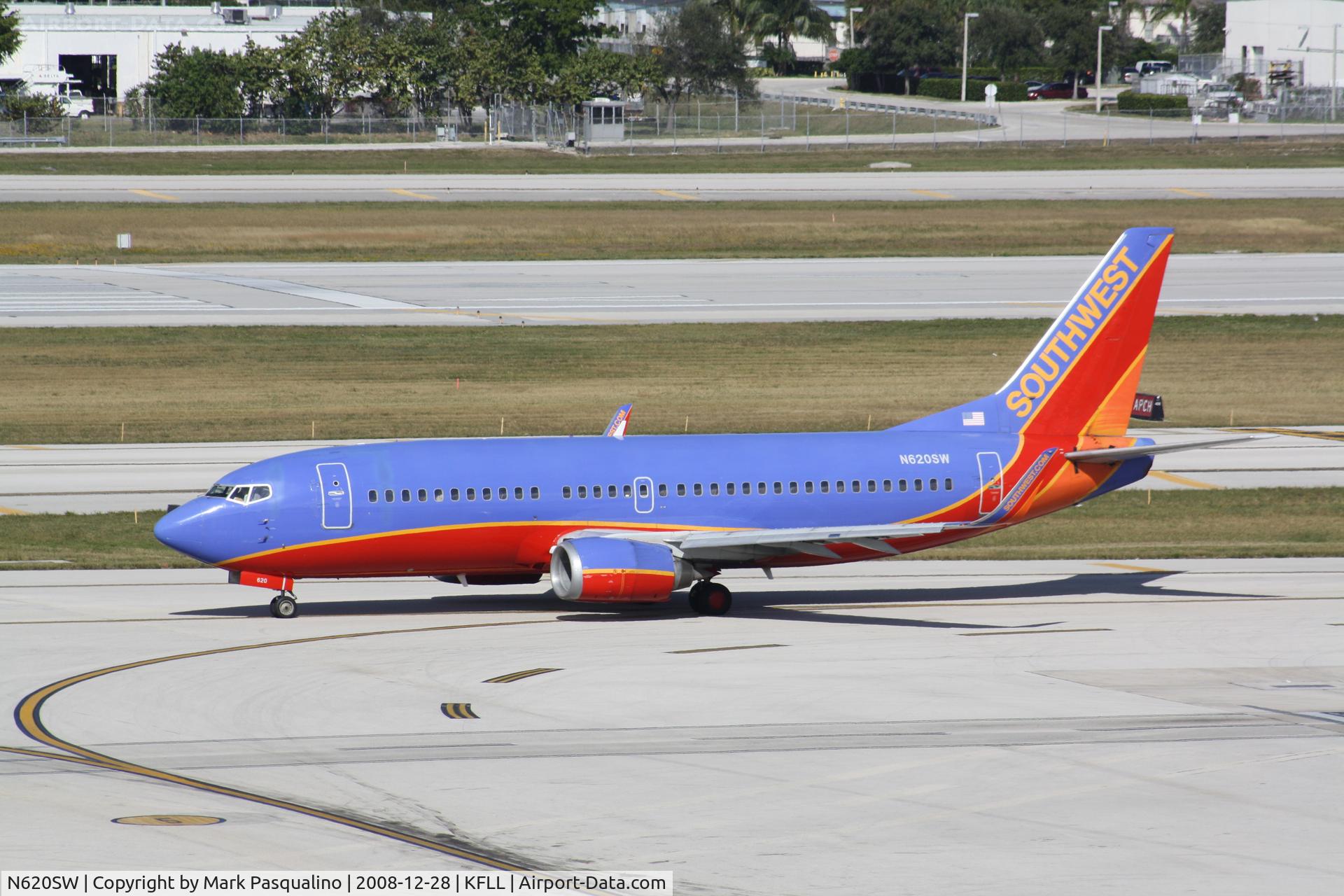 N620SW, 1996 Boeing 737-3H4 C/N 28036, Boeing 737-300