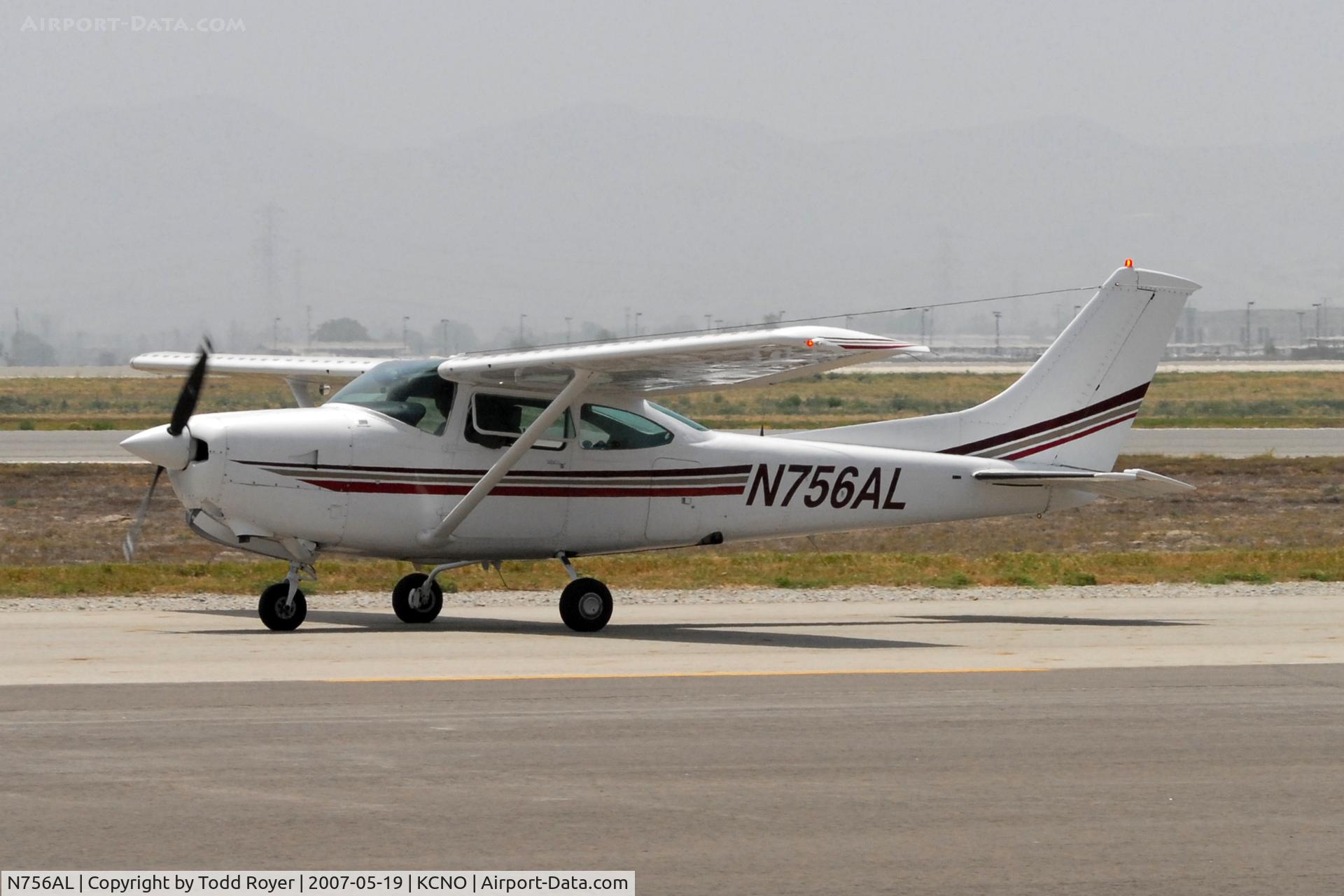 N756AL, 1979 Cessna TR182 Turbo Skylane RG C/N R18201023, Chino Airshow 2007