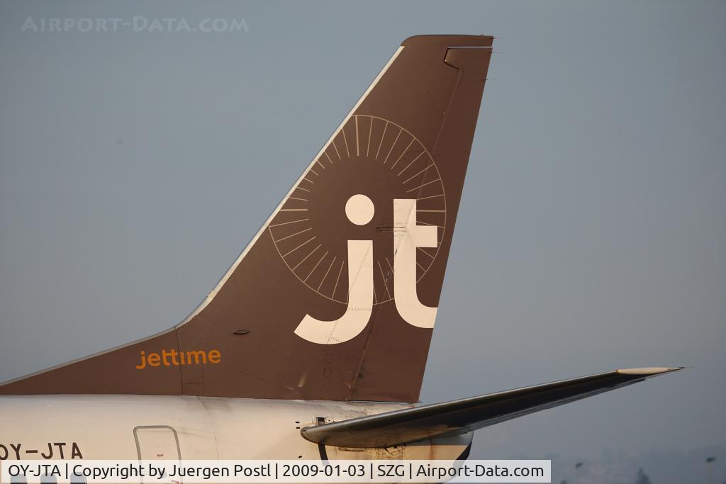 OY-JTA, 1987 Boeing 737-33A C/N 23631, Boeing 737-33A