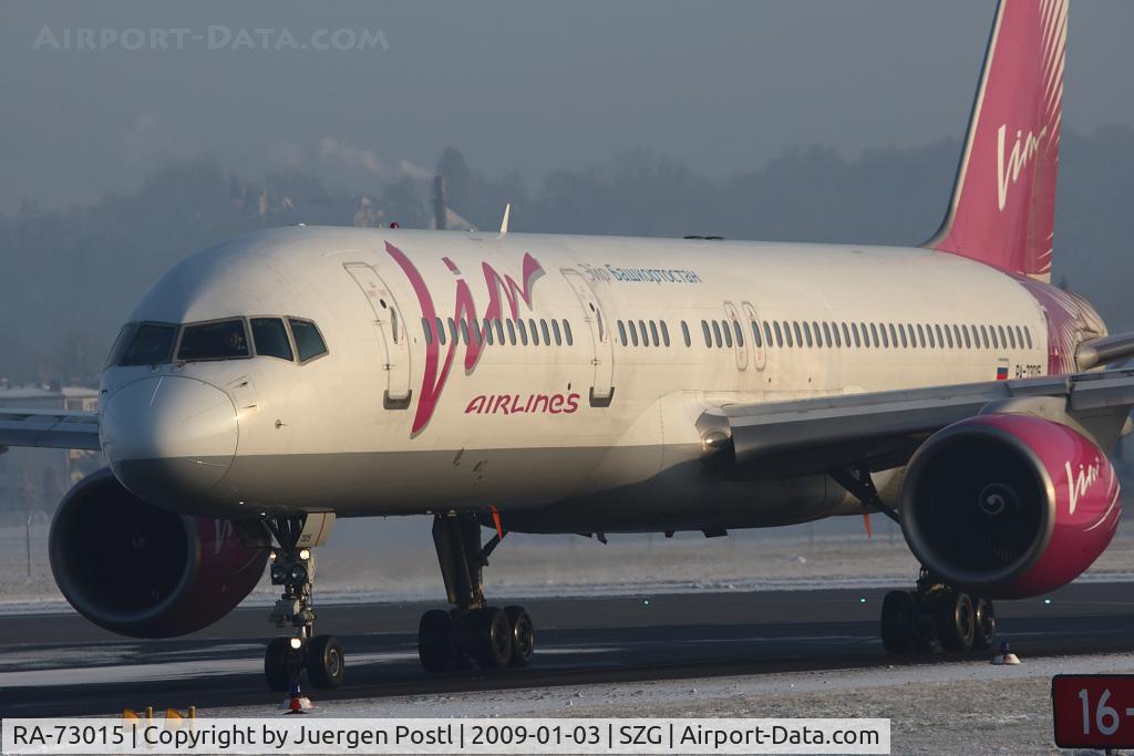 RA-73015, 1992 Boeing 757-230 C/N 25901, Boeing 757-230