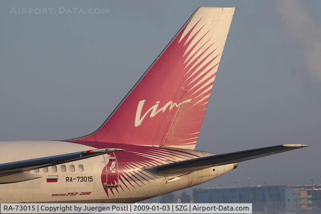 RA-73015, 1992 Boeing 757-230 C/N 25901, Boeing 757-230